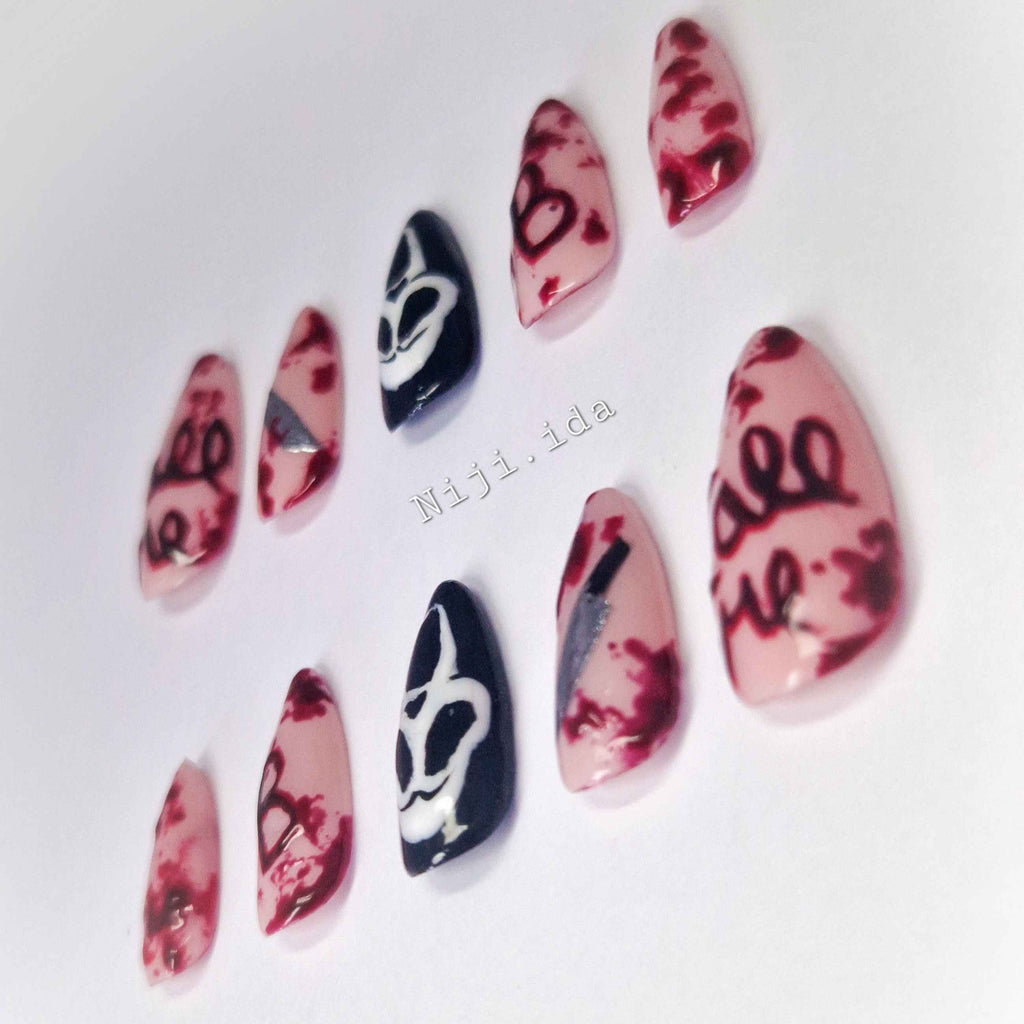 Nails for Emi